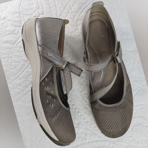**Sale** Dansko | Silver Leather Mary Jane Flats | Women's Size 7.5